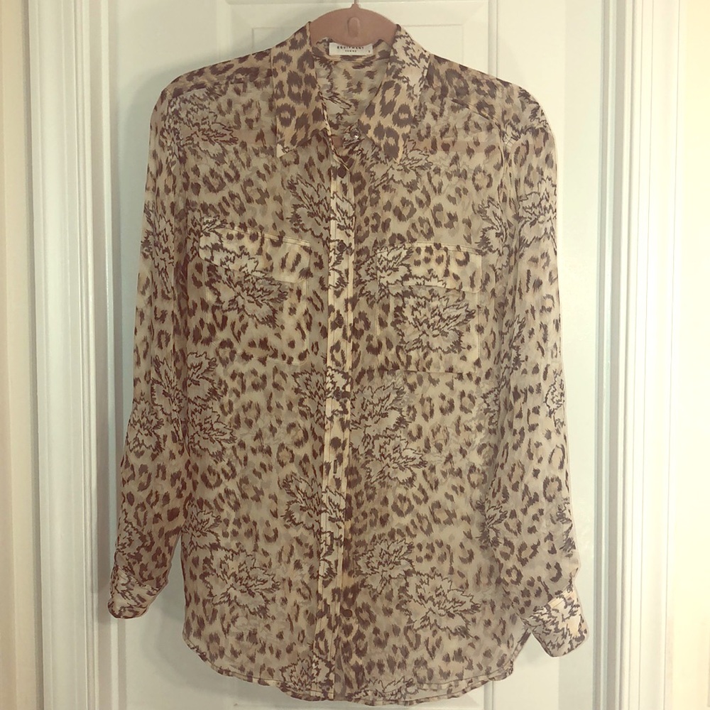 Equipment brand 100 % Silk leopard print blouse
